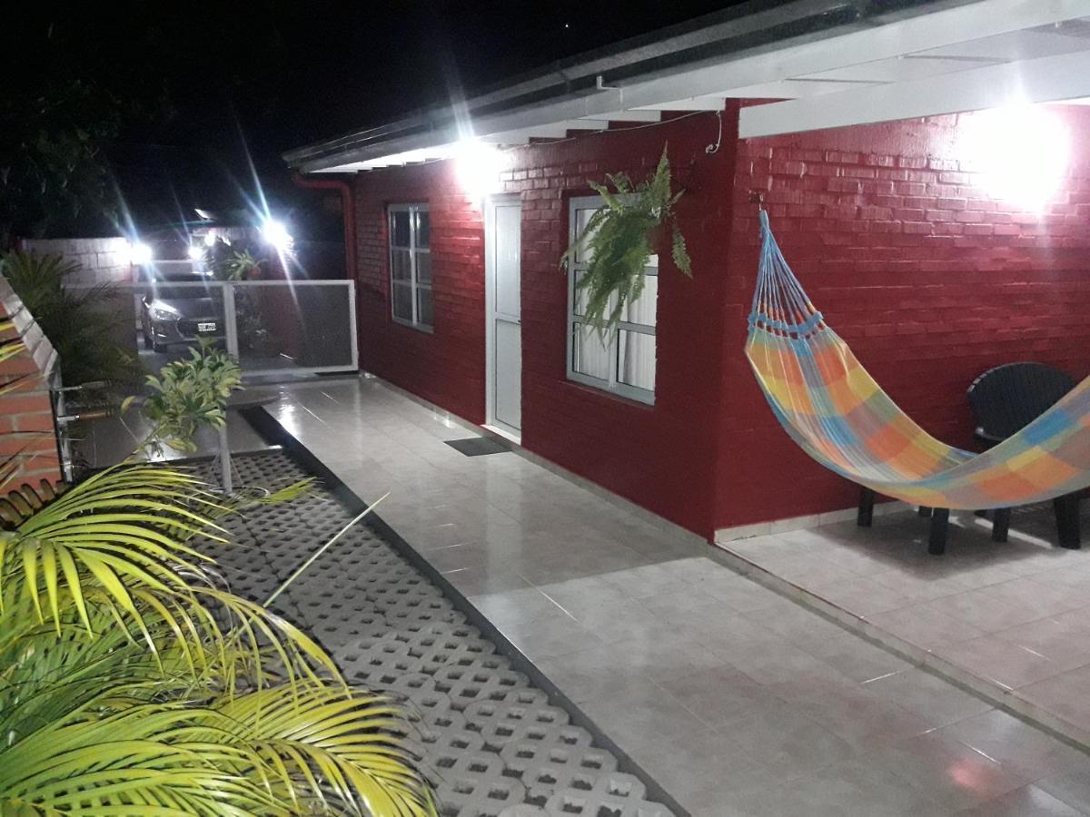 Villa En Familia Puerto Iguazú Exterior foto